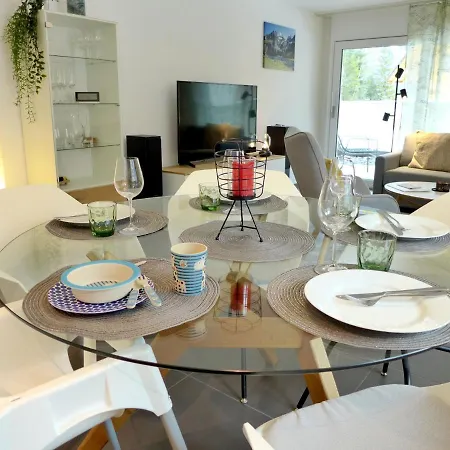 Terrasse By Interhome Appartement